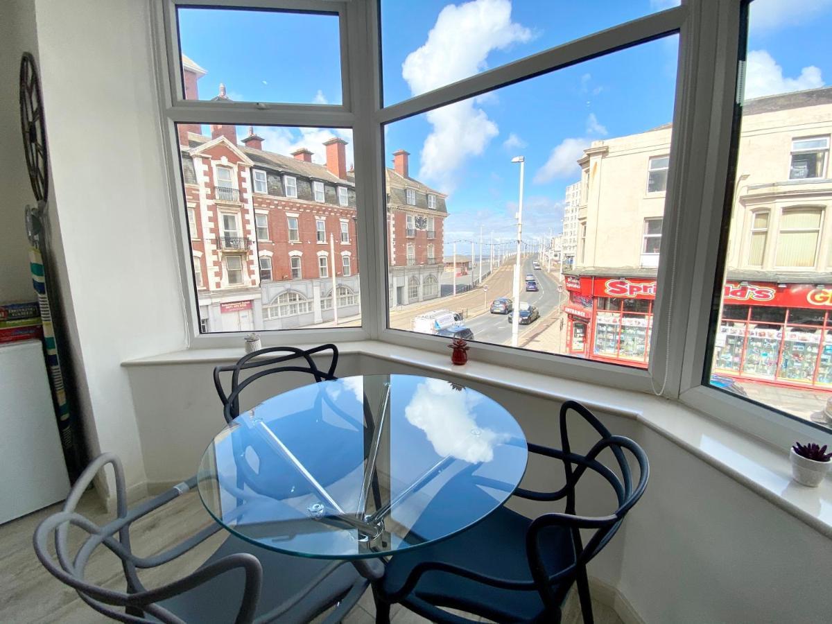 Princess Theatre Beach View Apartments By Blackpool Service Apartments المظهر الخارجي الصورة